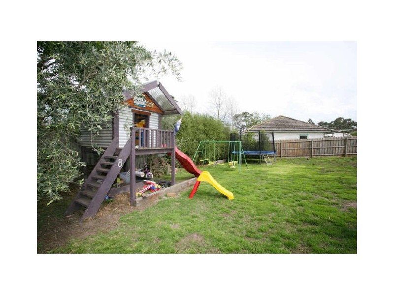 9 Campbell Street, Garfield VIC 3814