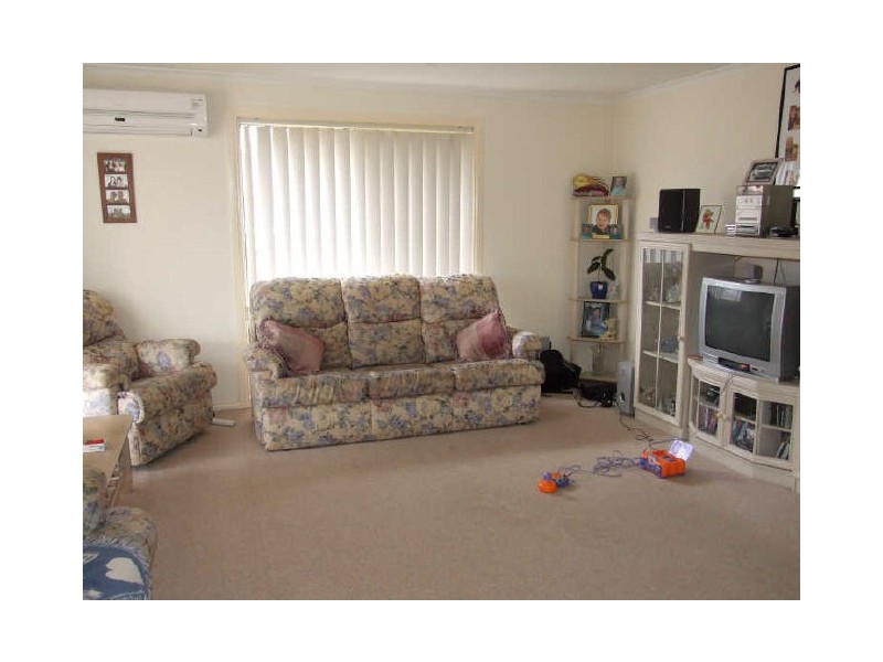 12 Brooke Court, Pakenham VIC 3810