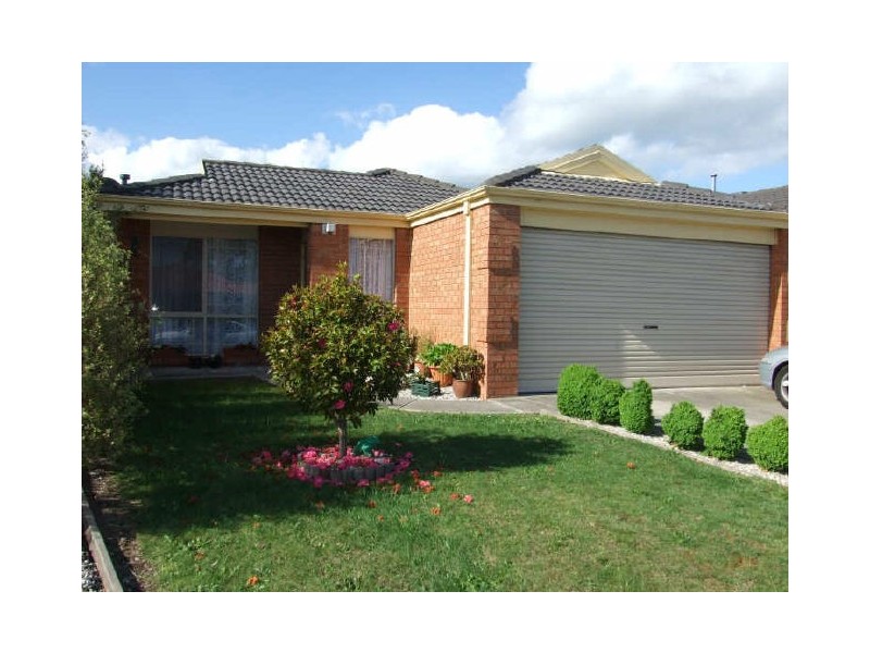 37 Maria Crescent, Pakenham VIC 3810