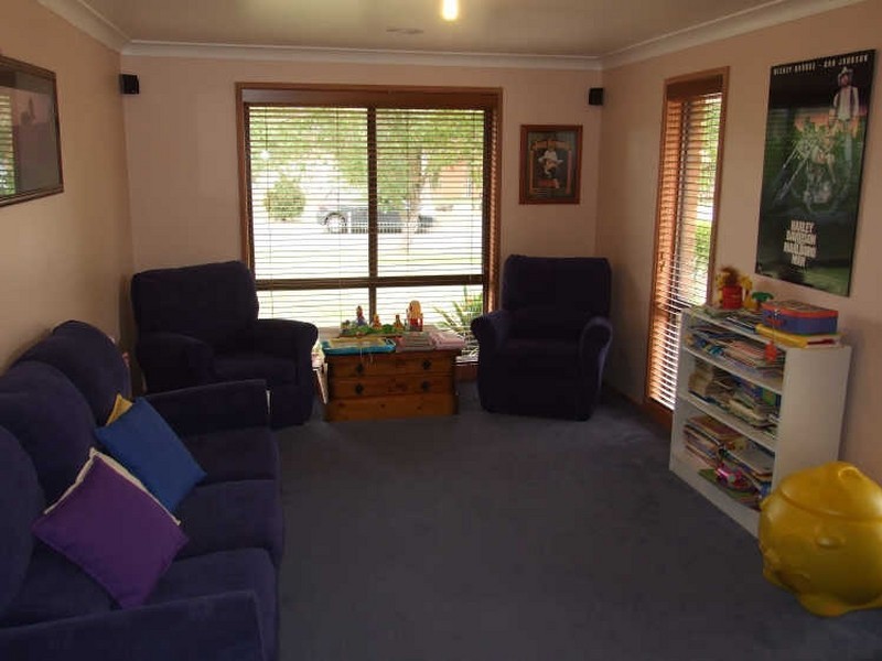 19 Ashton Place, Pakenham VIC 3810