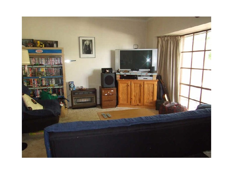 2/85 Wood Street, Beaconsfield VIC 3807