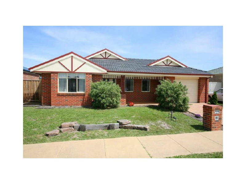 7 Willowbank Pocket, Pakenham VIC 3810