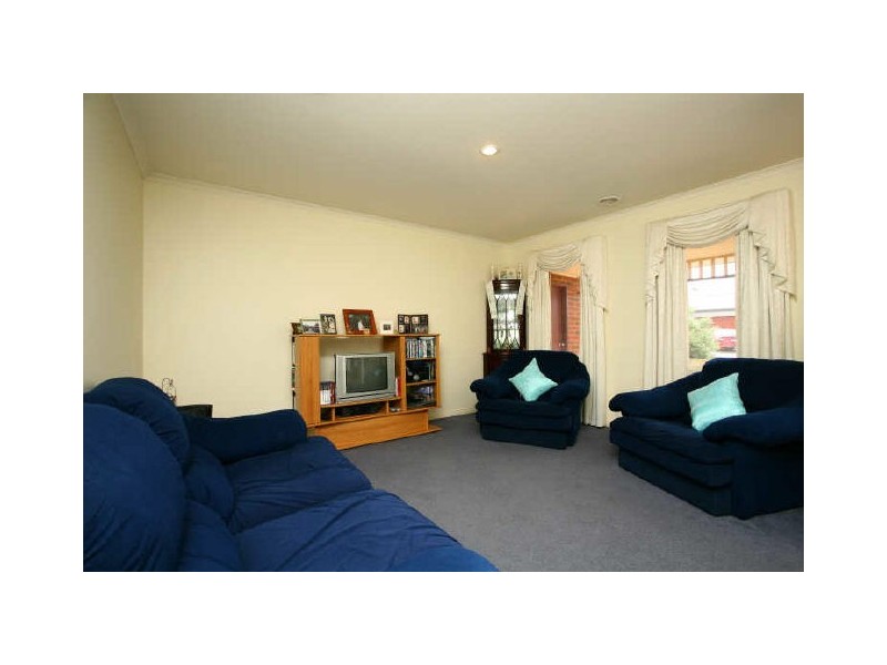 7 Willowbank Pocket, Pakenham VIC 3810