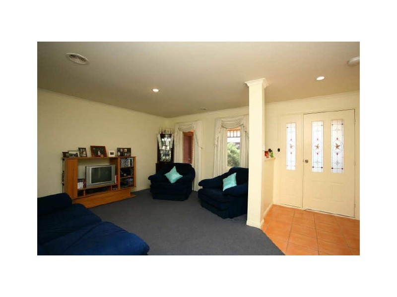 7 Willowbank Pocket, Pakenham VIC 3810