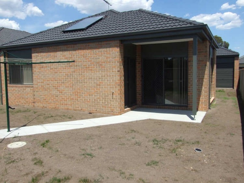 43 The Circuit, Pakenham VIC 3810