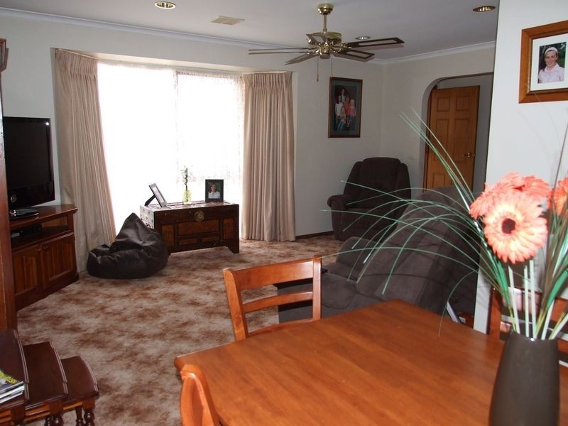 1 Jan Maree Court, Pakenham VIC 3810