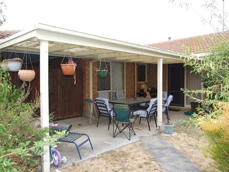 1 Jan Maree Court, Pakenham VIC 3810