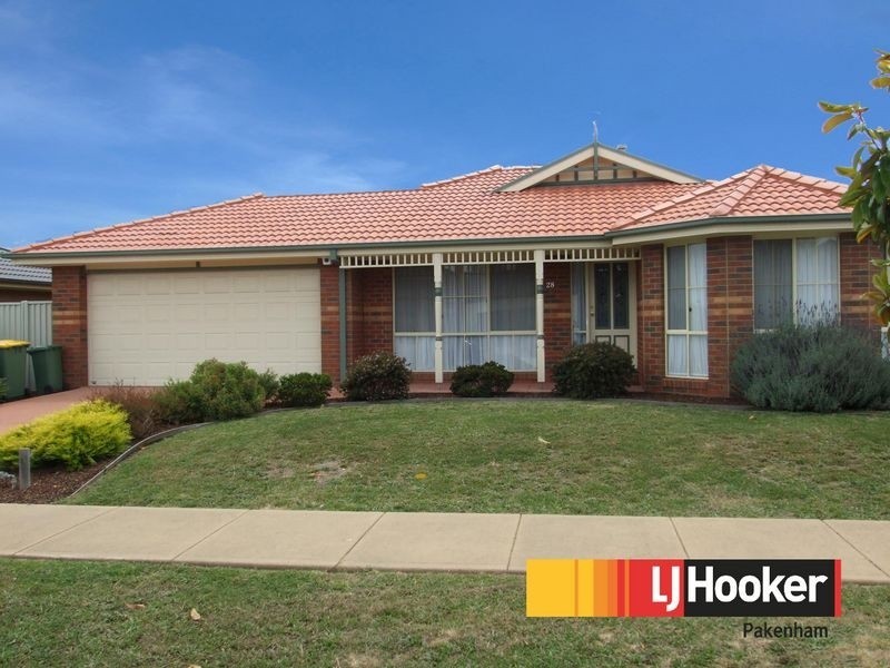 28 Hartland Circuit, Pakenham VIC 3810