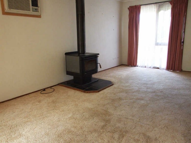 5 Kingston Avenue, Pakenham VIC 3810