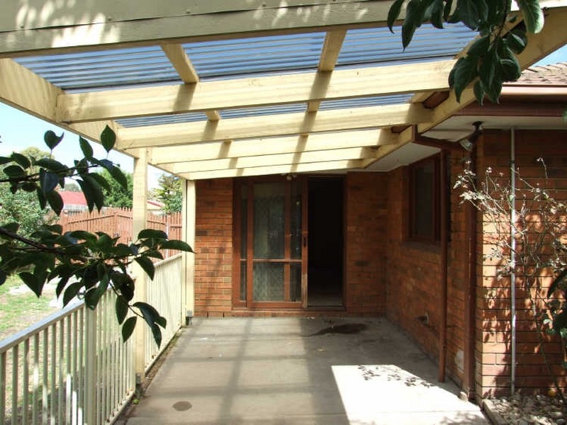 5 Kingston Avenue, Pakenham VIC 3810