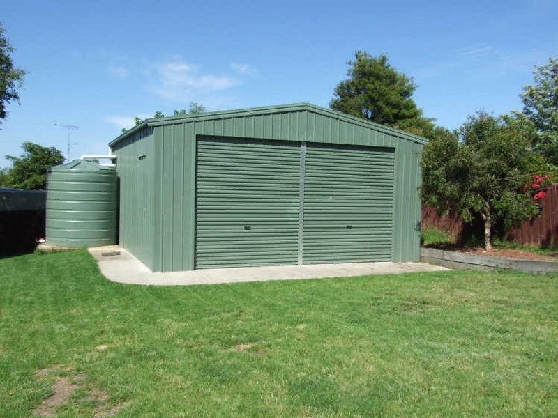 87 Eagle Drive, Pakenham VIC 3810