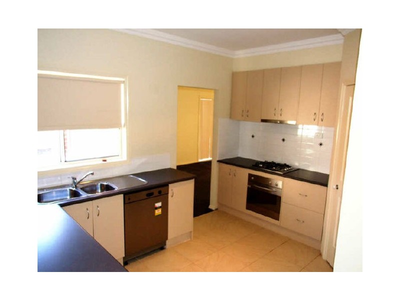 27 Bluehills Boulevard, Pakenham VIC 3810