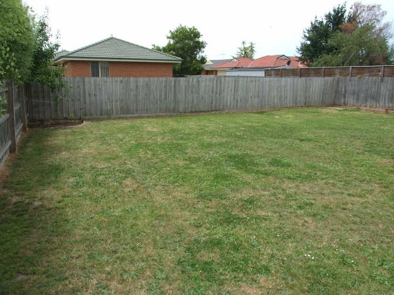 12 Maria Crescent, Pakenham VIC 3810