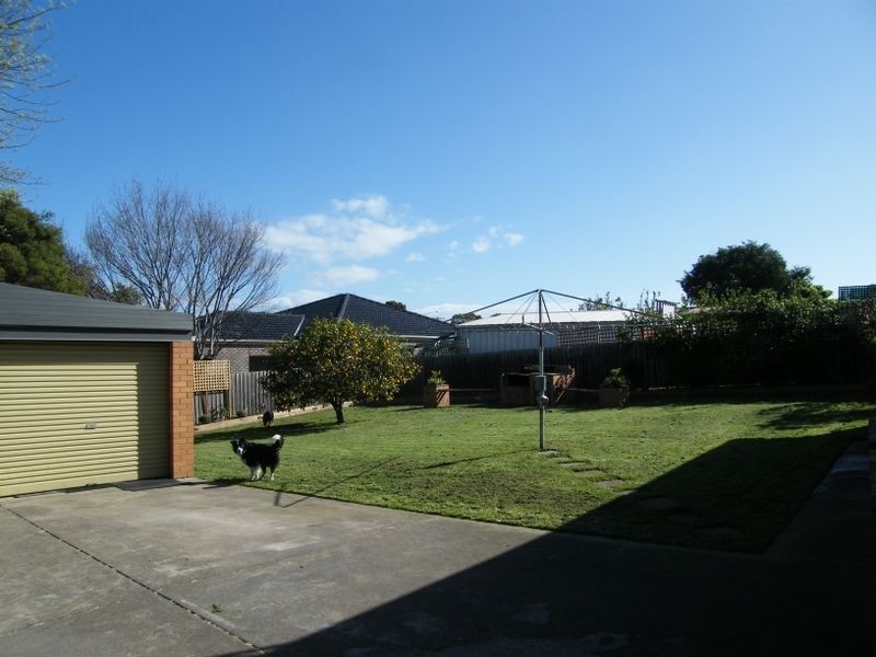 11 Leonard Court, Pakenham VIC 3810