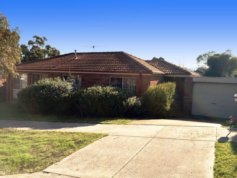 1 Kristina Court, Pakenham VIC 3810