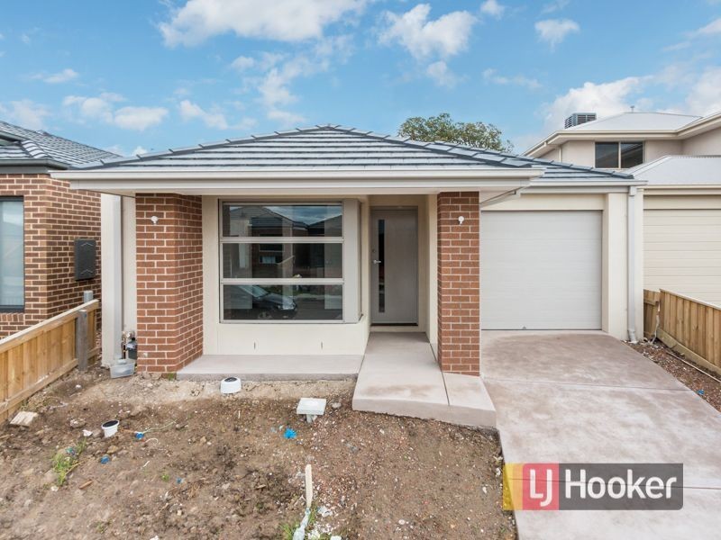 19 Arlington Avenue, Pakenham VIC 3810