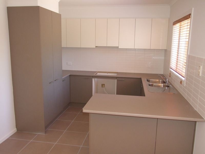 2-6/4-6 May Court, Garfield VIC 3814