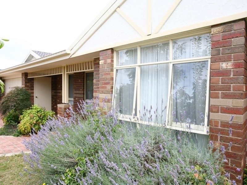 9 Jamie Court, Pakenham VIC 3810