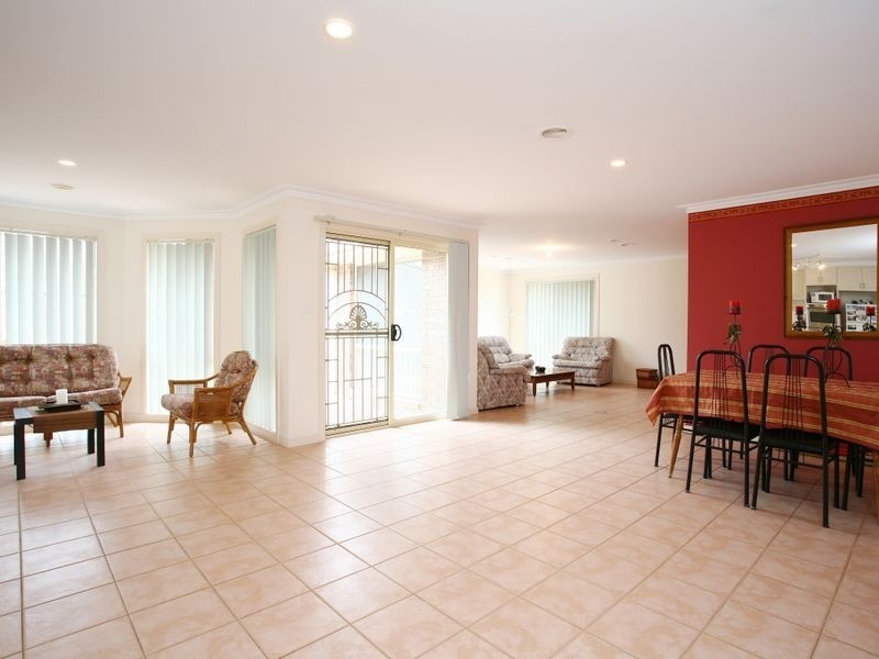 9 Jamie Court, Pakenham VIC 3810