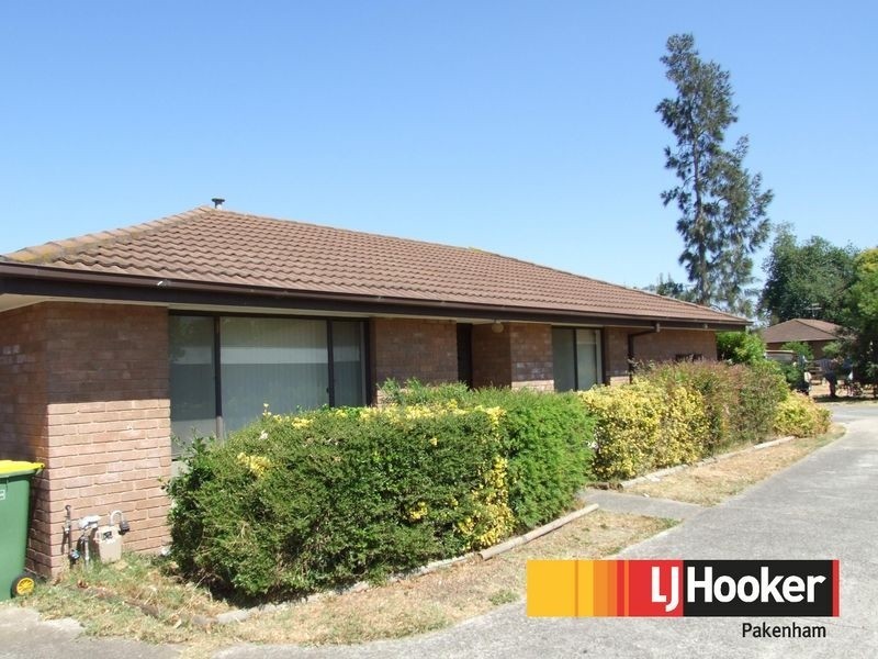 10/9 Rogers Street, Pakenham VIC 3810