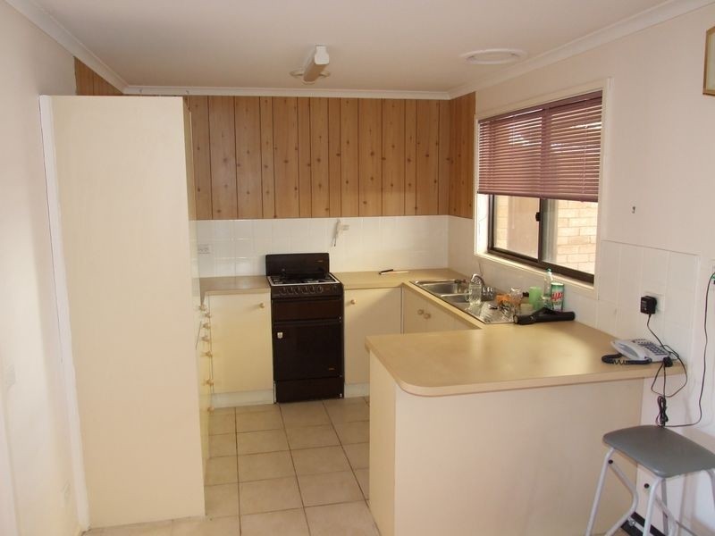 10/9 Rogers Street, Pakenham VIC 3810