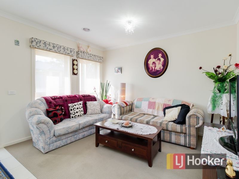 21/3 Manor View, Pakenham VIC 3810