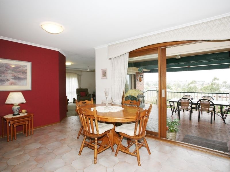 7 Christopher Close, Pakenham VIC 3810