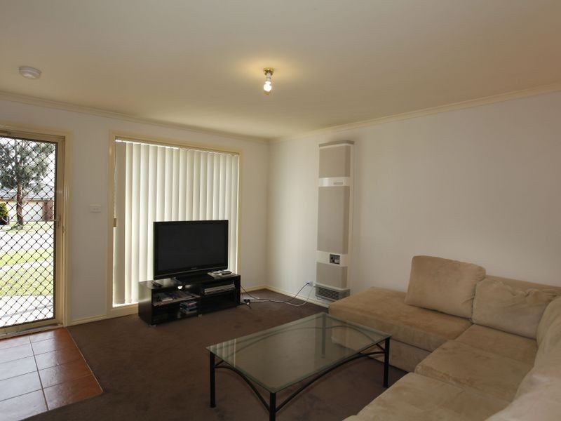 44 Balmoral Way, Pakenham VIC 3810