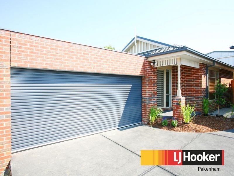 3/4-6 May Court, Garfield VIC 3814