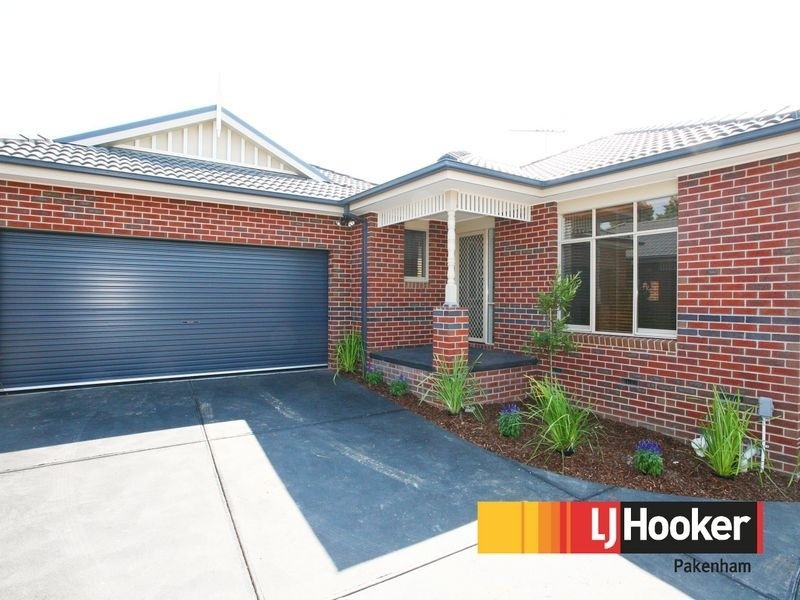 4/4-6 May Court, Garfield VIC 3814