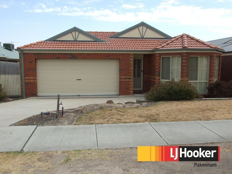 51 Balmoral Way, Pakenham VIC 3810