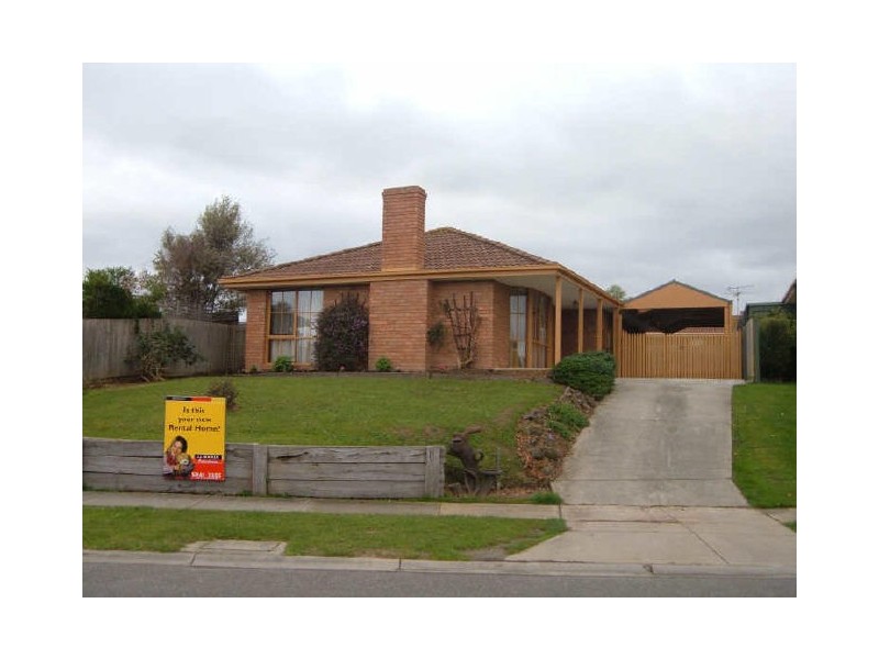 63 Smethurst Avenue, Pakenham VIC 3810