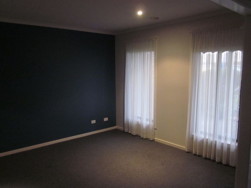 14 Jacaranda Way, Pakenham VIC 3810