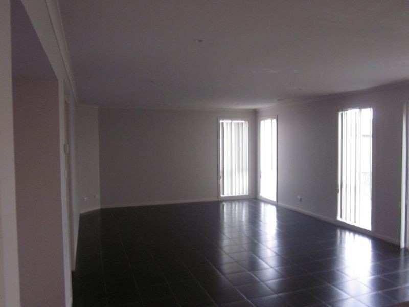 14 Jacaranda Way, Pakenham VIC 3810