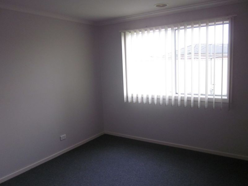 14 Jacaranda Way, Pakenham VIC 3810