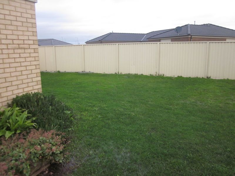 14 Jacaranda Way, Pakenham VIC 3810