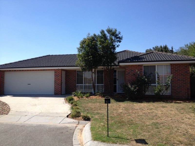 14 Wisteria Court, Pakenham VIC 3810