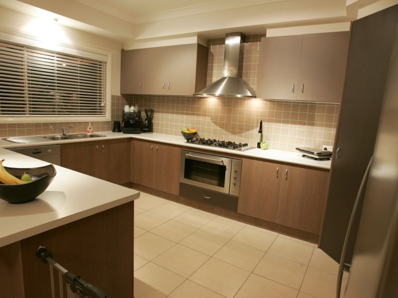 71 Livingstone Boulevard, Pakenham VIC 3810