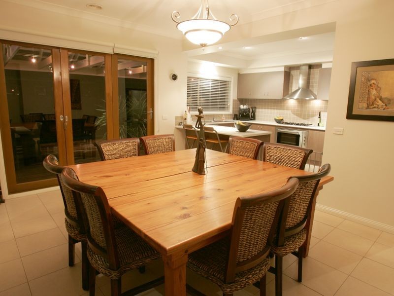 71 Livingstone Boulevard, Pakenham VIC 3810