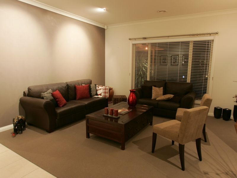 71 Livingstone Boulevard, Pakenham VIC 3810