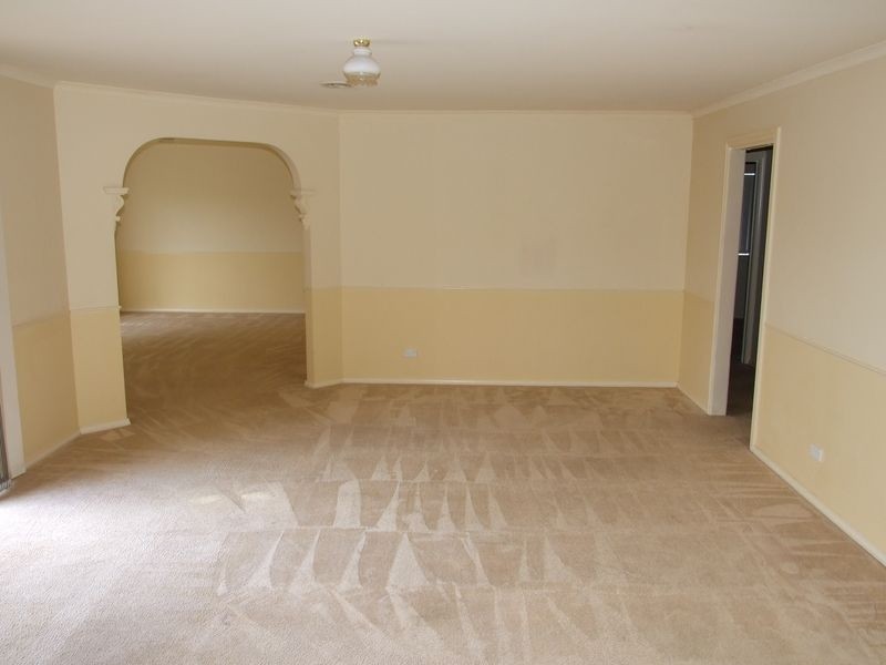 31 Ben Drive, Pakenham VIC 3810