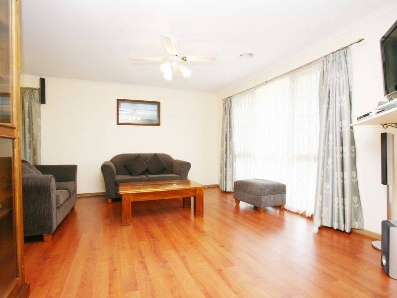 5 Malcolm Court, Pakenham VIC 3810