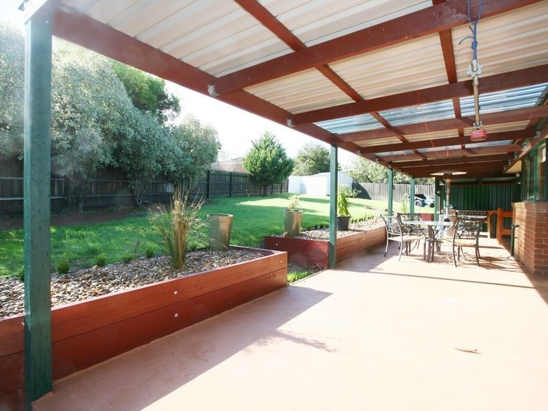 5 Malcolm Court, Pakenham VIC 3810