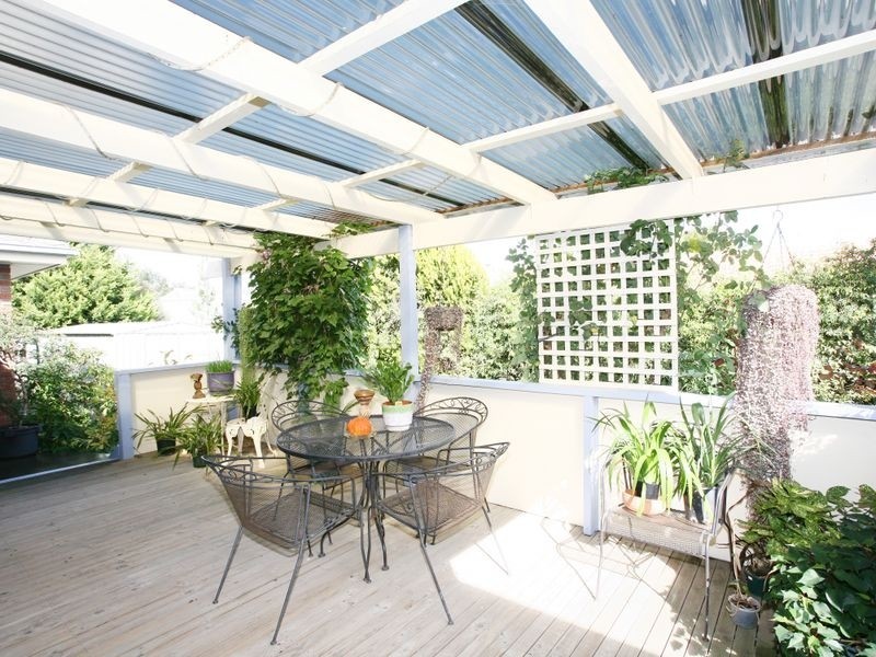 6 Kinross Court, Pakenham VIC 3810