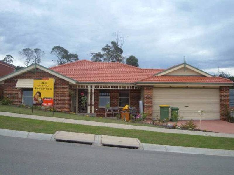 36 Ben Drive, Pakenham VIC 3810