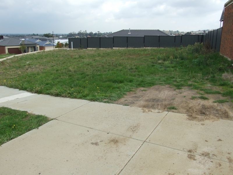 110 Windermere Boulevard, Pakenham VIC 3810