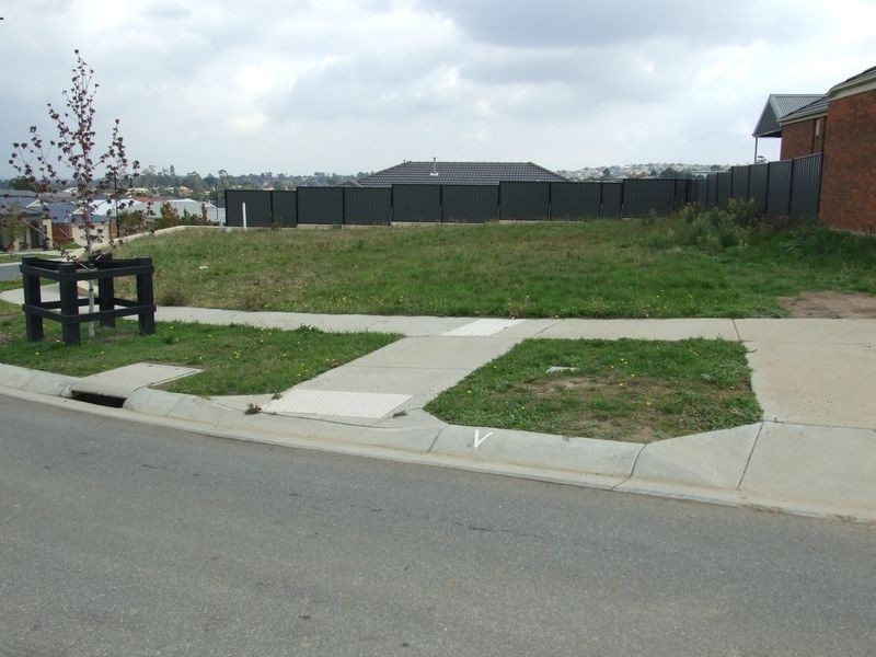 110 Windermere Boulevard, Pakenham VIC 3810