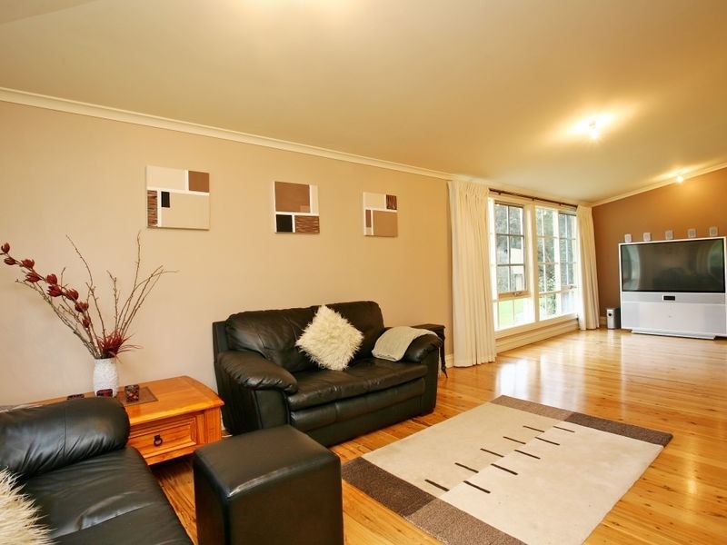 5 Wingelo Lane, Maryknoll VIC 3812