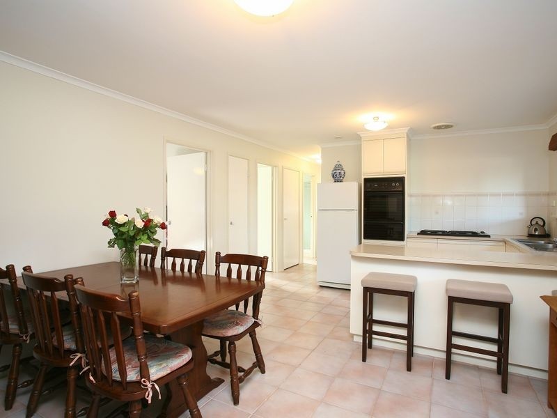 22 Howey Road, Pakenham VIC 3810