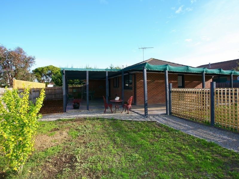 22 Howey Road, Pakenham VIC 3810